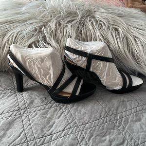 Black sandal heels Naturalizer Brenta
